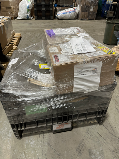 39036 Reman 1 box and 1 black tote wrapped together